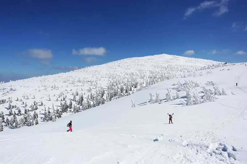 ลานสกีโอะนิ ภูเขาโมริโยชิ