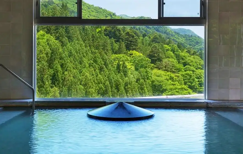 四万グランドホテル