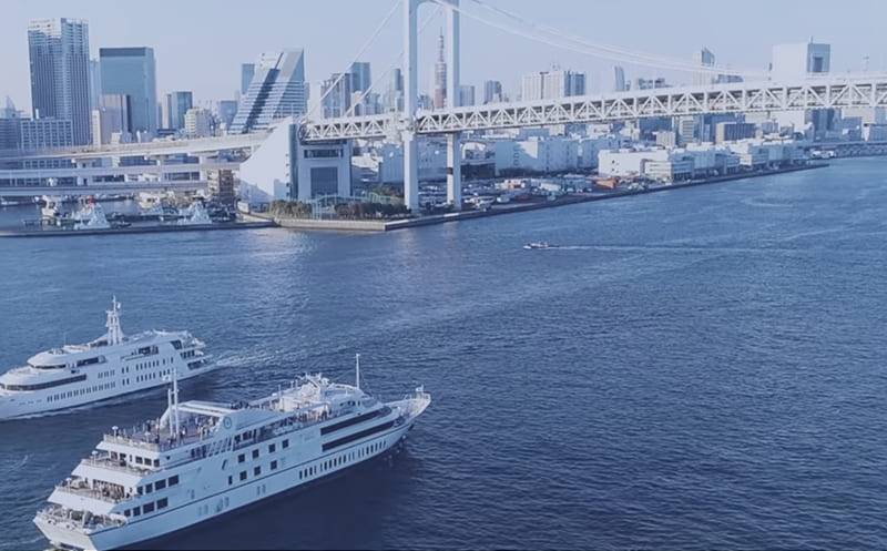 심포니 크루즈 레스토랑