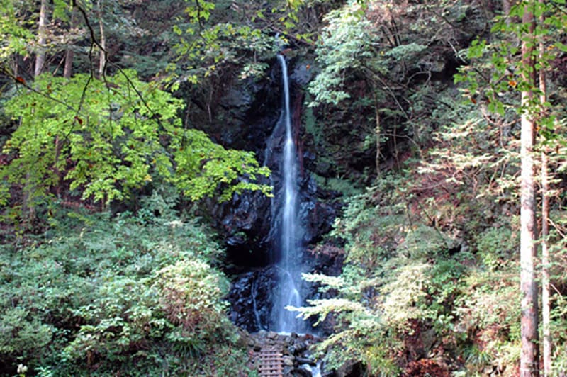 류진 폭포