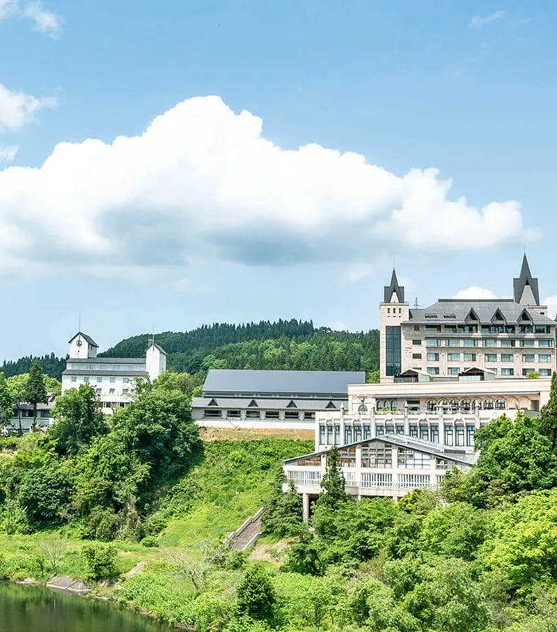 로열 타이나이 파크 호텔