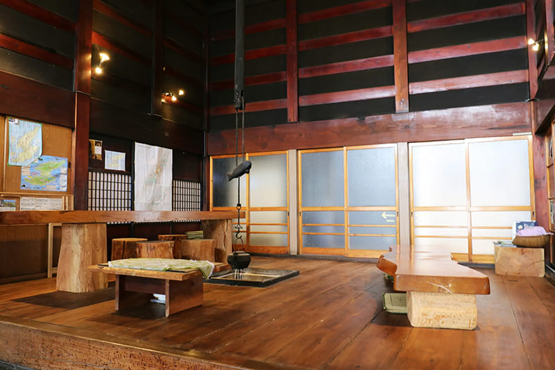 고민가 이로리노요도 쵸조