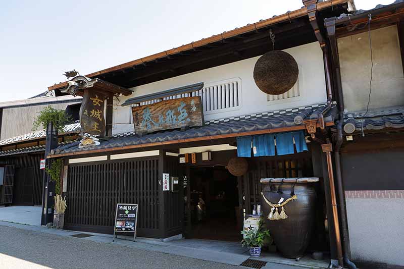 에나시 이와무라