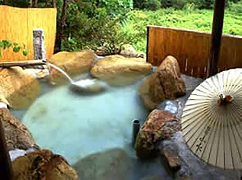 후쿠치 온천 료칸 산수이