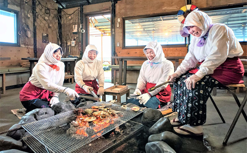 海女小屋 Hachiman-kamado