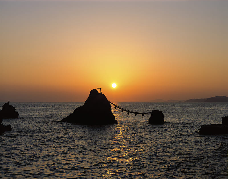 후타미 부부 바위