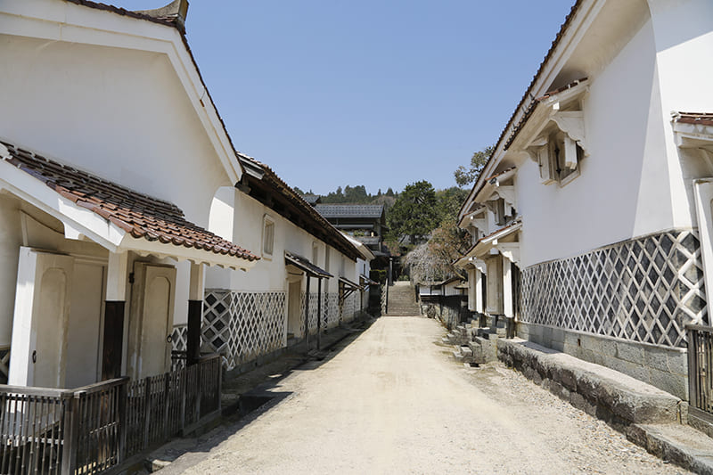 田部家土蔵群