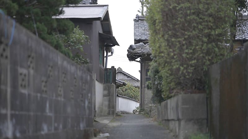 富海の船蔵通り