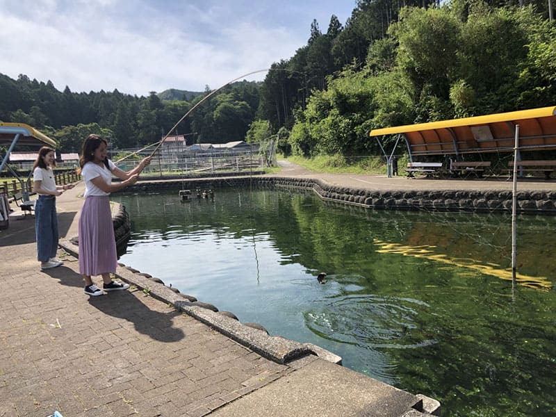 別府養鱒場