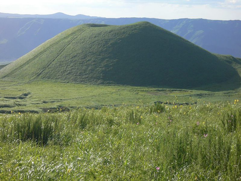 米塚